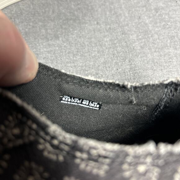 New Spenco Women's Santa Maria Batik Sneaker Size W 9-1/2 B Black Print Slip On - Picture 7 of 9